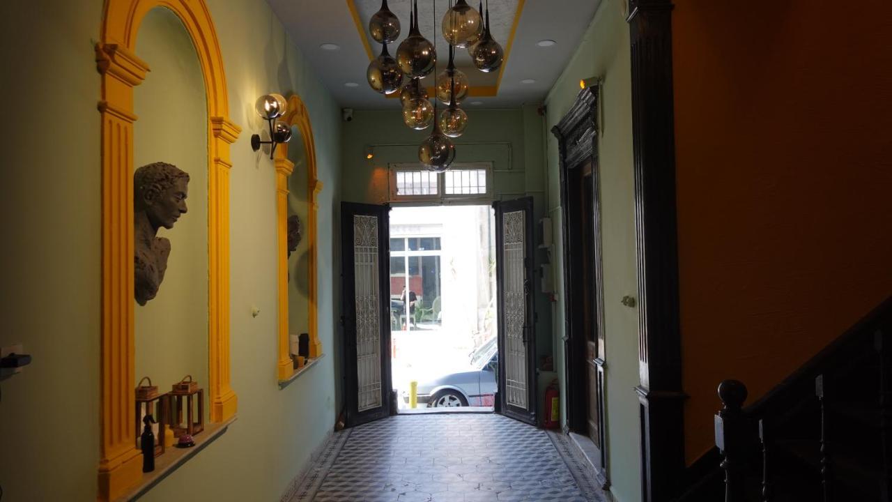 Titan House İzmir